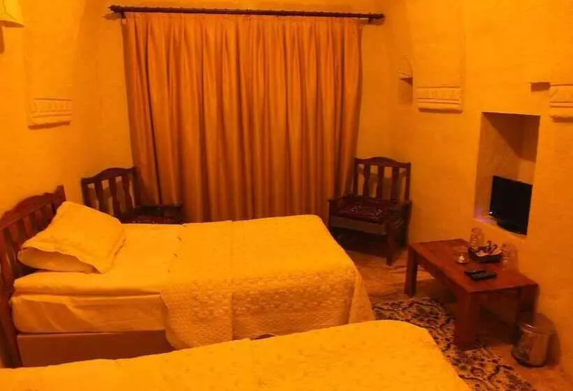 ホテル Dilek Tepesi Cave