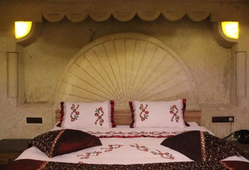 ホテル Dilek Tepesi Cave