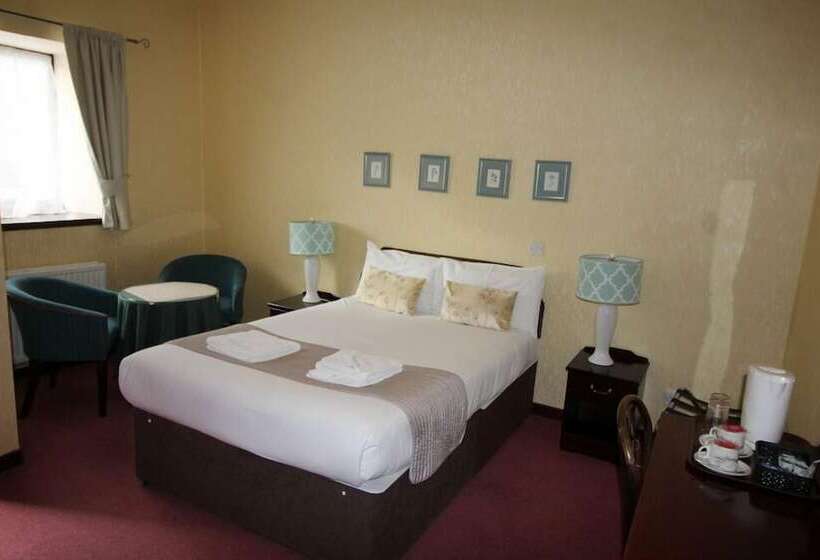 פנסיון Achilty Guest House