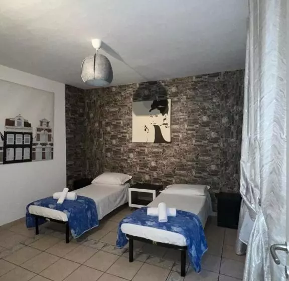 پانسیون Affittacamere House