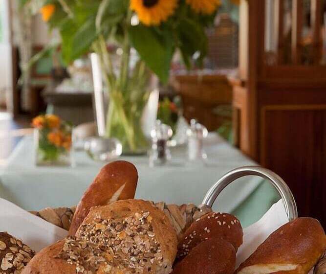 Pensionat Gasthaus Rebstock Egringen