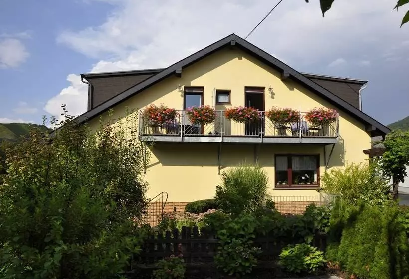 Majatalo Gästehaus Panorama