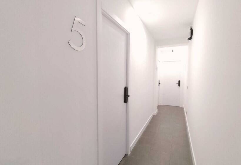 بنسيون Hostal Gonzala By Gaiarooms