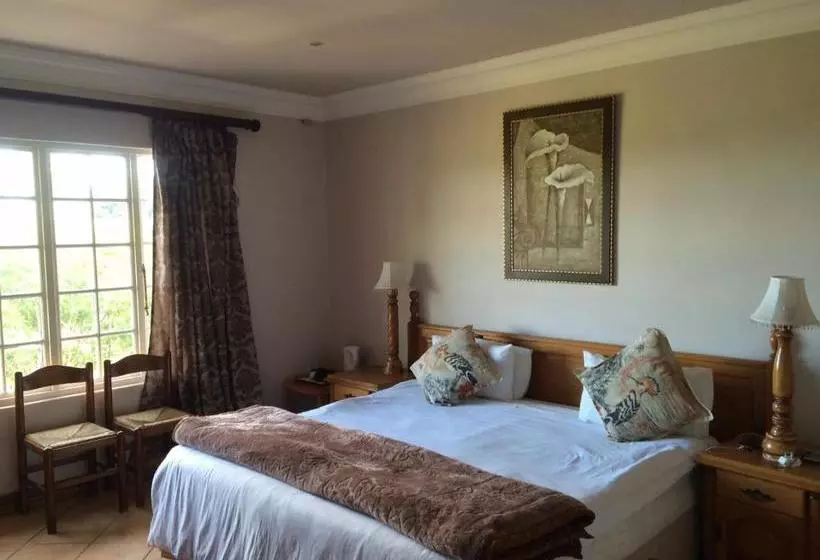 ペンション La Familia Guest House