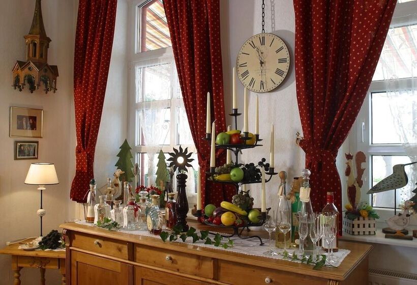 פנסיון Landhotel Becker