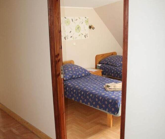 پانسیون Old Town Hostel