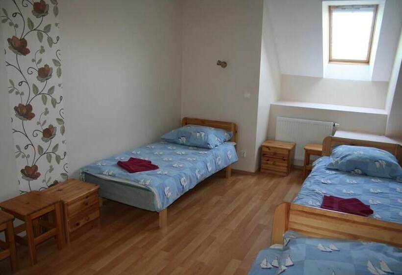 پانسیون Old Town Hostel