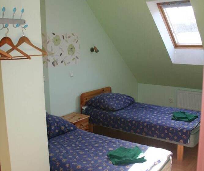 پانسیون Old Town Hostel