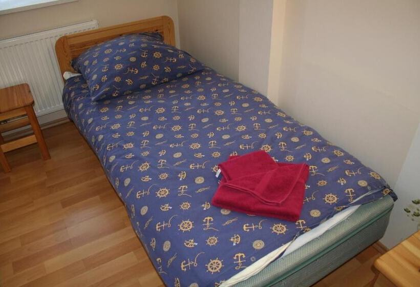 پانسیون Old Town Hostel