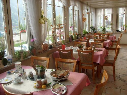 پانسیون Perle Am Rhein