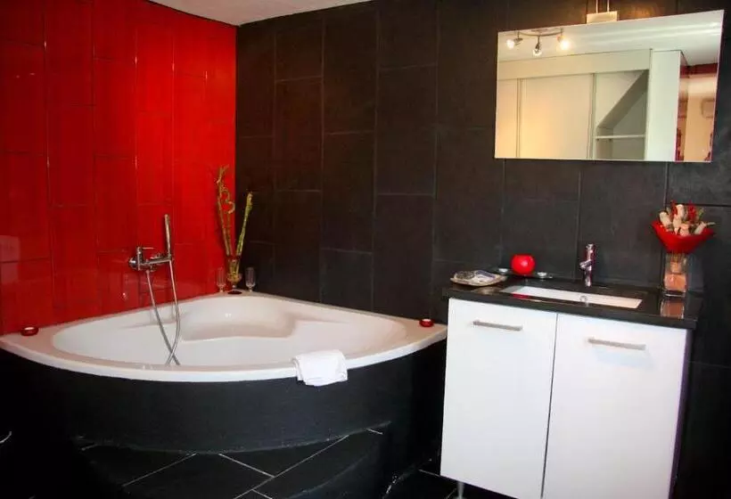 Majatalo Seia Alojamento D Ines