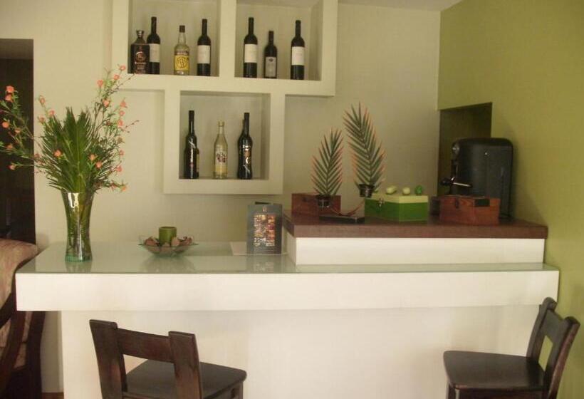 Пансион Seia Alojamento D Ines