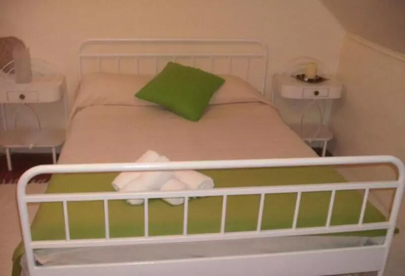 Majatalo Seia Alojamento D Ines