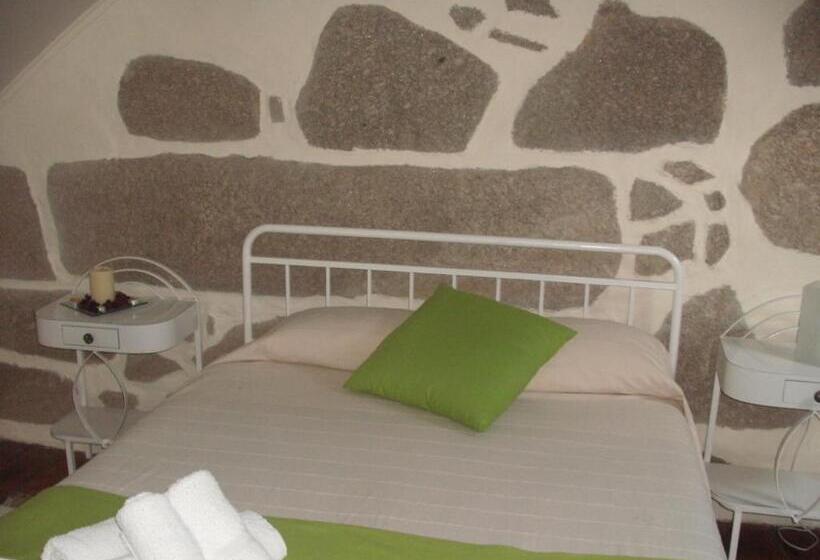 Пансион Seia Alojamento D Ines