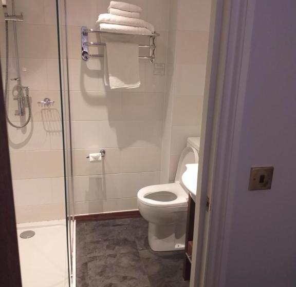 펜션 The Courtyard  At The Stenson Bubble