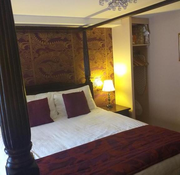 펜션 The Courtyard  At The Stenson Bubble