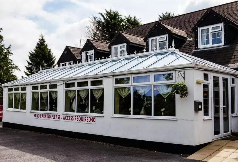 پانسیون The White Hart Inn