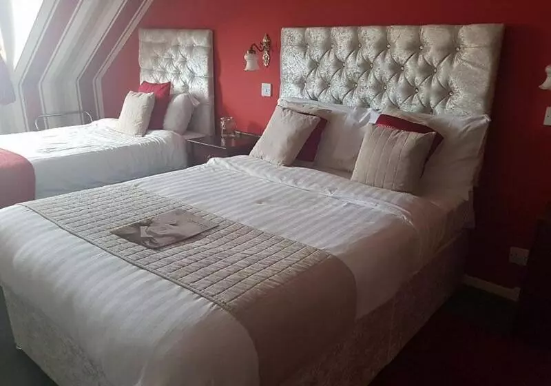 پانسیون The White Hart Inn