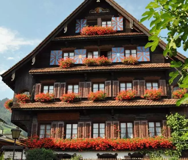 ユースホステル Gasthaus Tübli Gersau