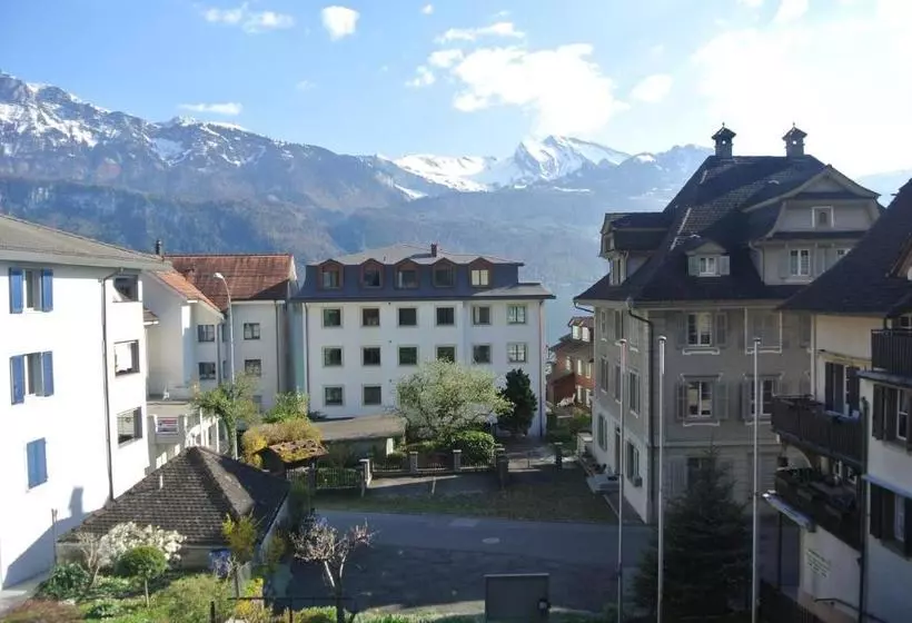 ユースホステル Gasthaus Tübli Gersau