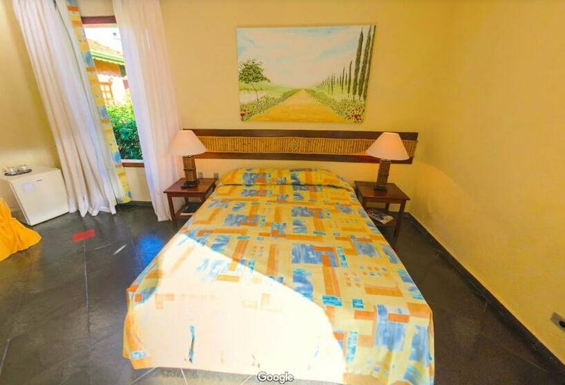 Общежитие Velinn Pousada Ponta Do Pequeah