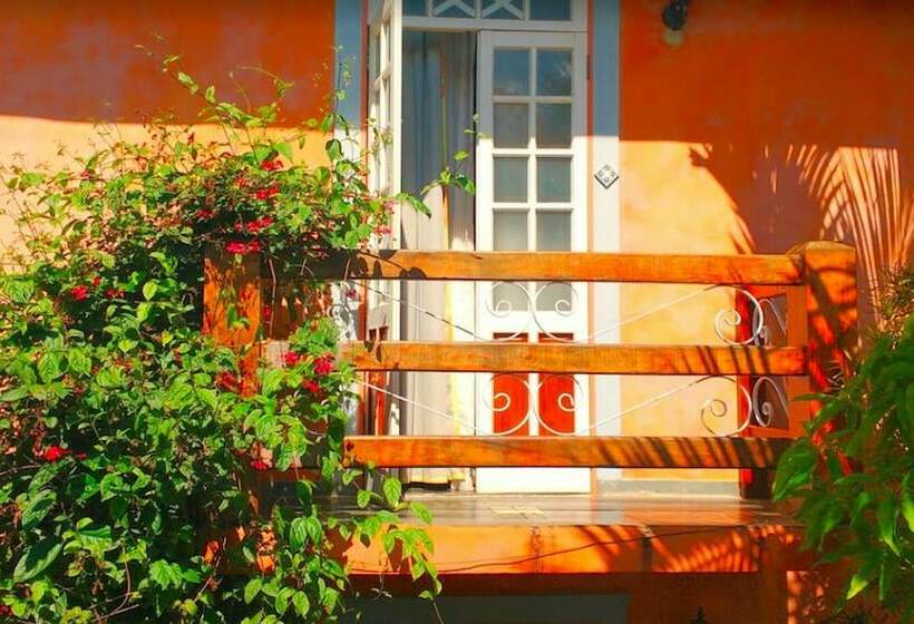 Общежитие Velinn Pousada Ponta Do Pequeah