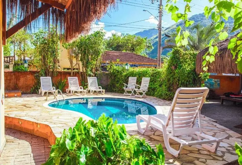 Retkeilymaja Velinn Pousada Ponta Do Pequeah