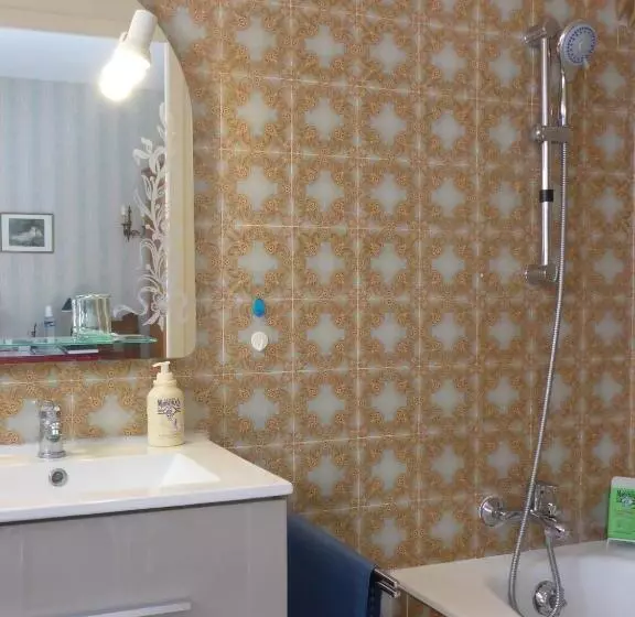 Aamiaismajoitus (B&B) Le Buisson