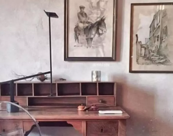 ベッドアンドブレックファースト U Castellu Guesthouse