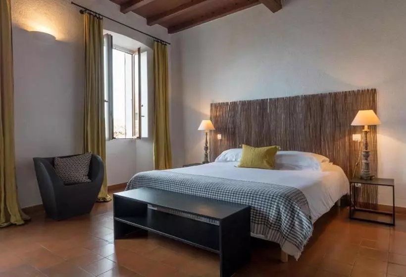ベッドアンドブレックファースト U Castellu Guesthouse