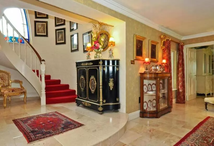 Aamiaismajoitus (B&B) Weir Haven Boutique Accommodation