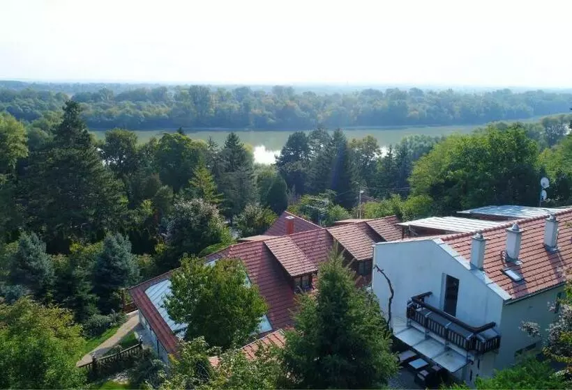 Majatalo Edenrock Stairs