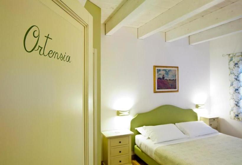 فندق L'orso E L'ape B&b