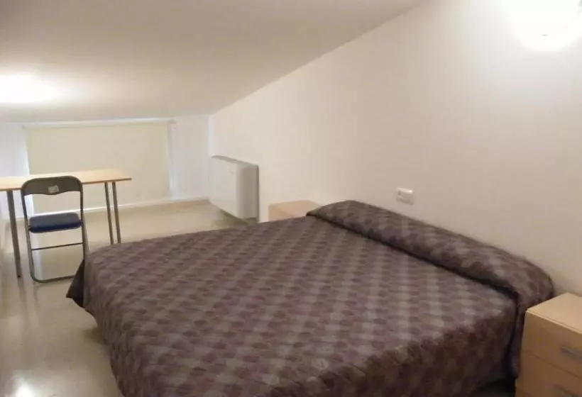 ペンション Amolls Restaurant I Habitacions