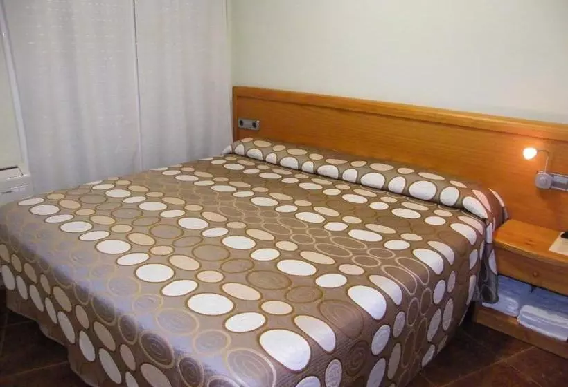 ペンション Amolls Restaurant I Habitacions