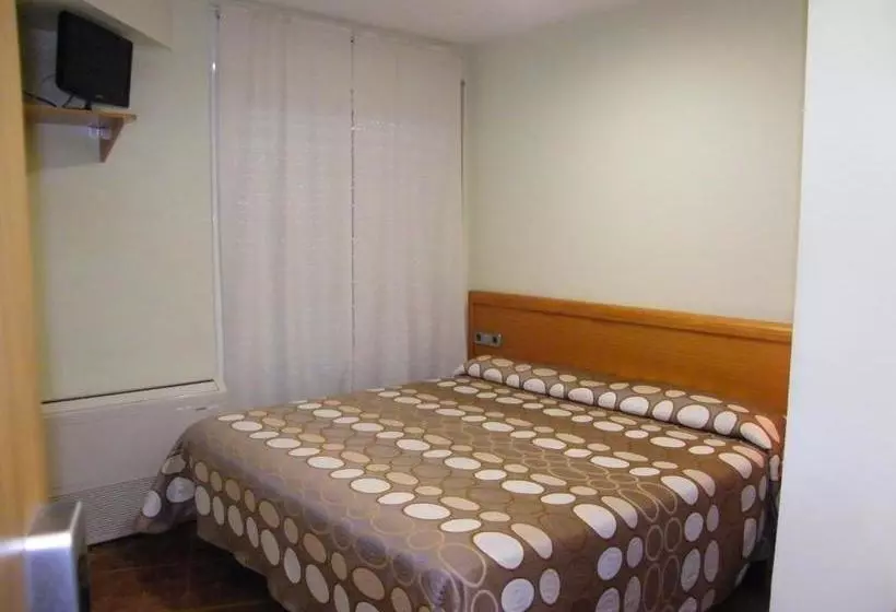 ペンション Amolls Restaurant I Habitacions