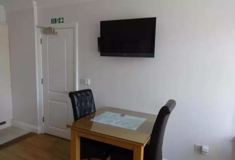 Majatalo Autumn House