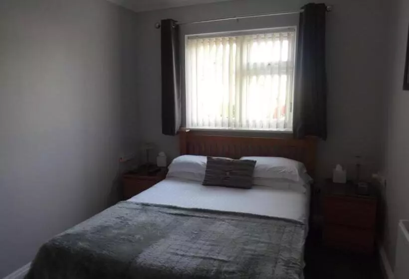 Majatalo Autumn House