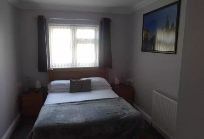 Majatalo Autumn House