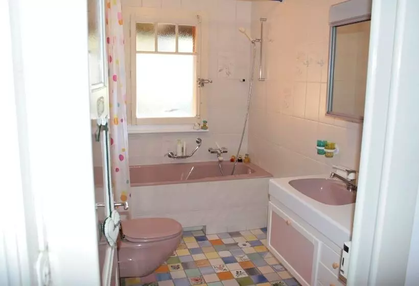 ペンション Chalet La Griotte