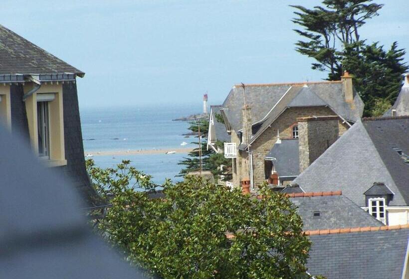 پانسیون Gites De La Cote D'emeraude