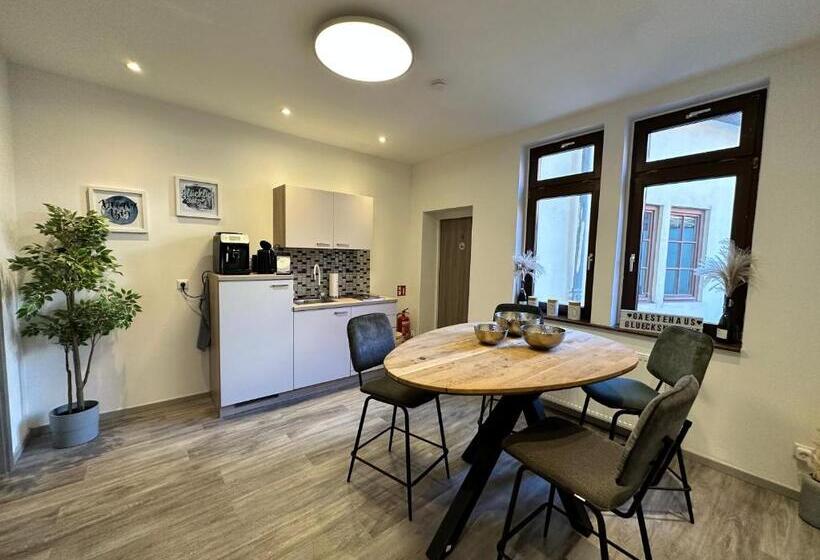 Пансион Gästehaus Glücksmoment