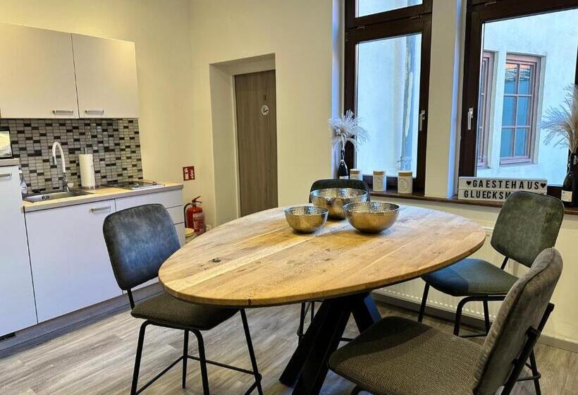 Пансион Gästehaus Glücksmoment