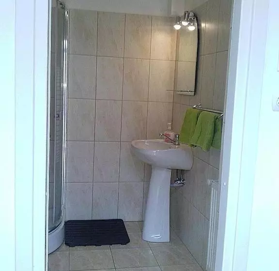 ペンション Guesthouse Daniel