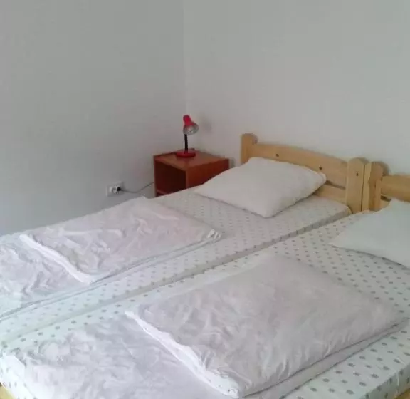 ペンション Guesthouse Daniel