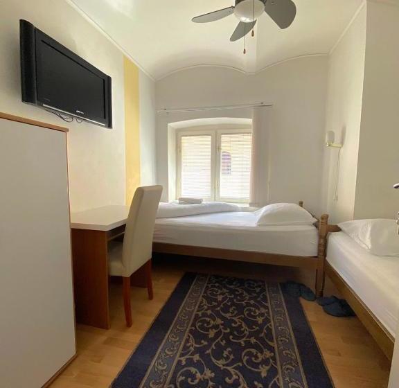 پانسیون Guesthouse Kod Keme