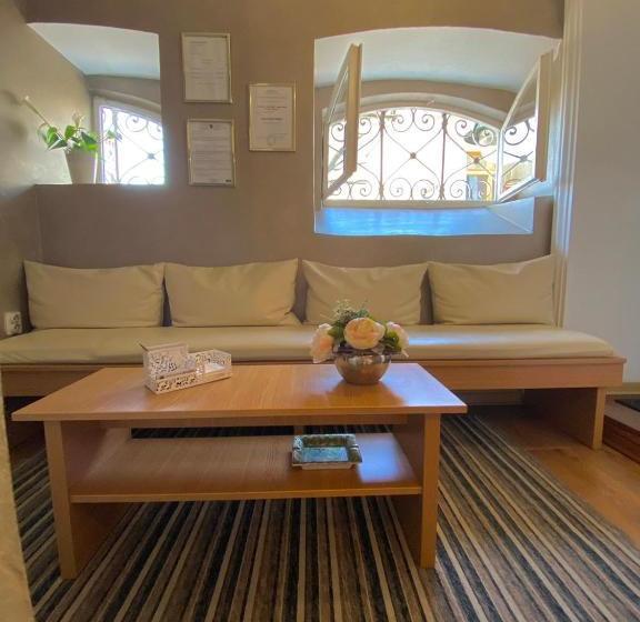 پانسیون Guesthouse Kod Keme