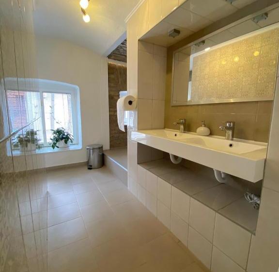 پانسیون Guesthouse Kod Keme