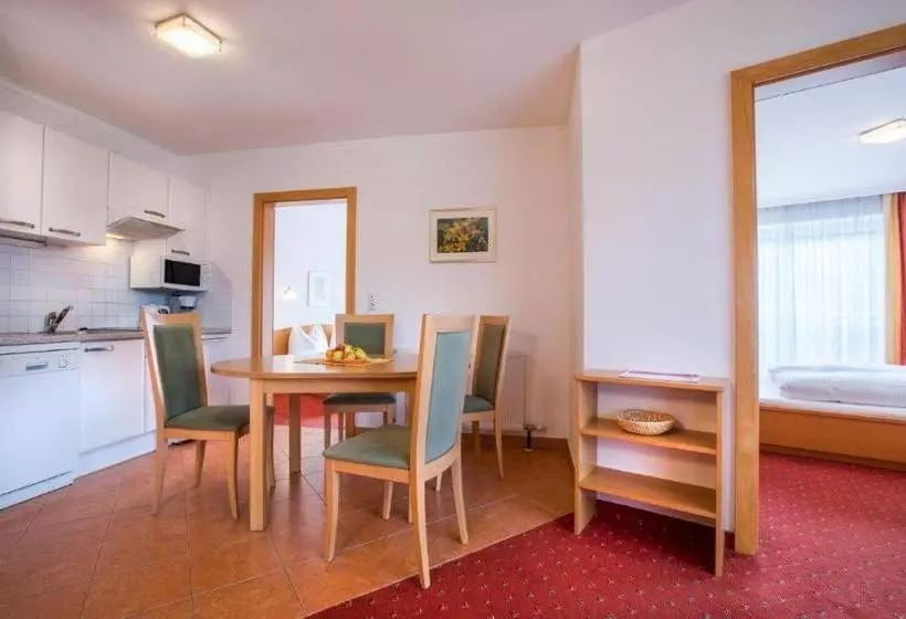 Majatalo Garni Rösslhof