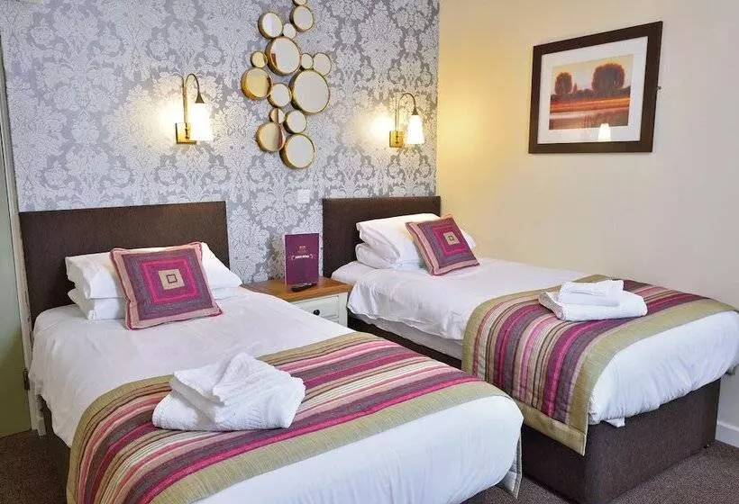 ペンション The Royal Victoria And Bull